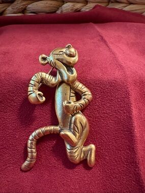 Golden Disney Tigger Brooch